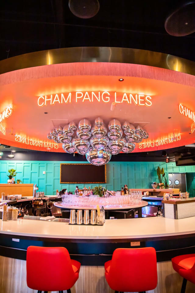 Châm Pang Lanes photo 3