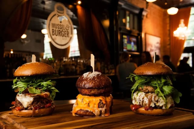 Mussel & Burger Bar - Taylorsville photo 3