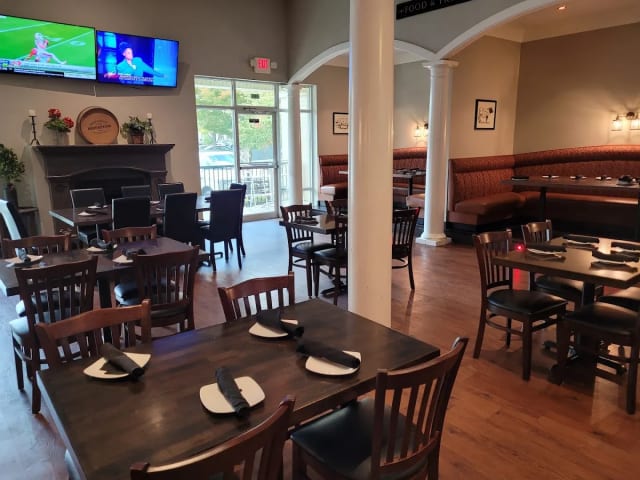 Mussel & Burger Bar - Taylorsville photo 4