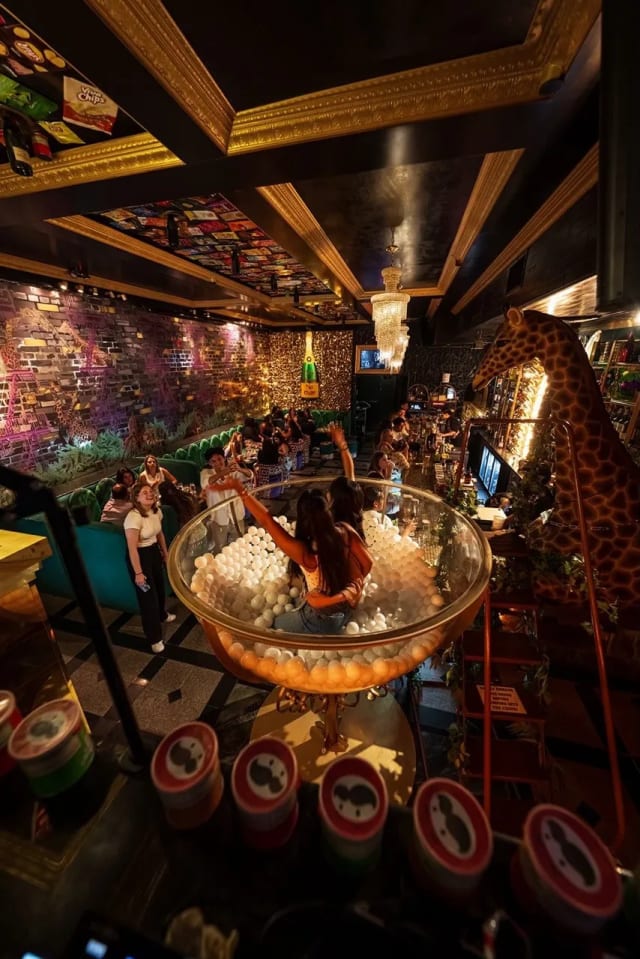 Champagne Room - Vegas Style Venue photo 5