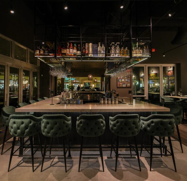 Waxin's Restaurant & Bar: Naples photo 4