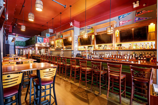 Olde City Cheesesteaks & Brew: Upper East Side photo 1