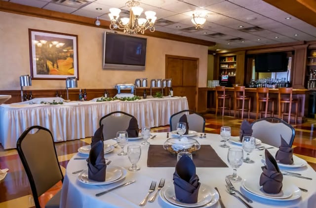 Moretti's Ristorante and Pizzeria - Edison Park photo 2
