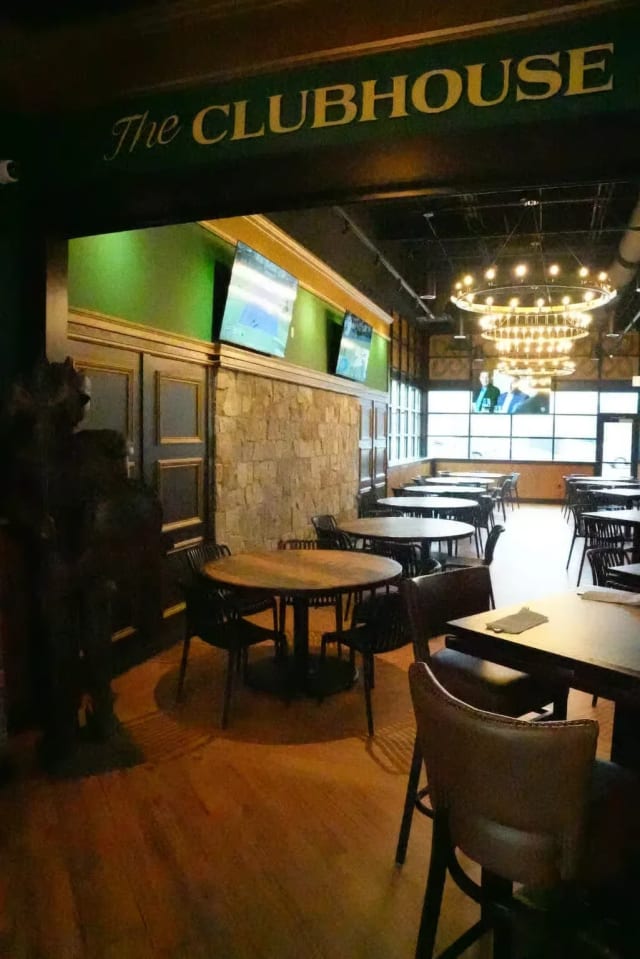 Moretti's Ristorante and Pizzeria- Wheeling photo 3