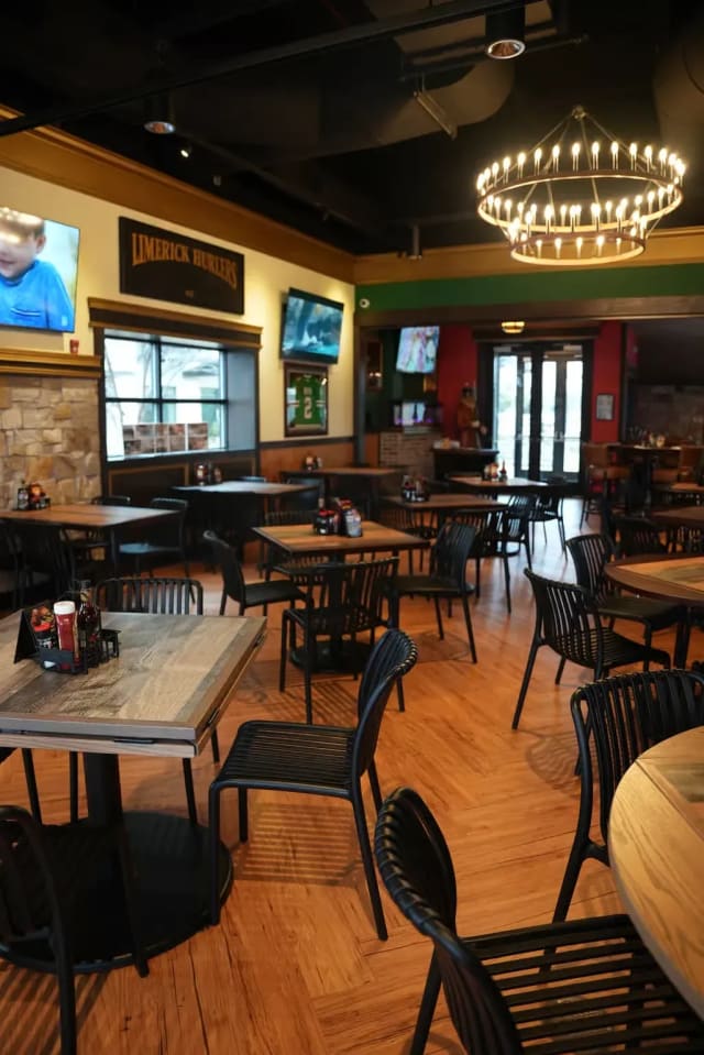 Moretti's Ristorante and Pizzeria- Wheeling photo 5