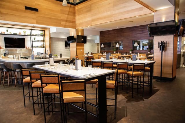 Earls Kitchen + Bar - Downtown Denver photo 2