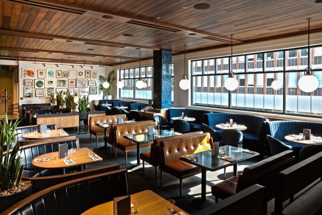 Earls Kitchen + Bar - Prudential photo 4
