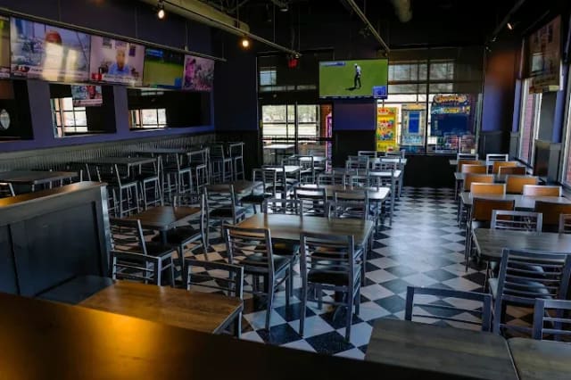 Sidecar Slider Bar - Chesterfield photo 2