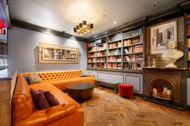 Library Bar photo 4
