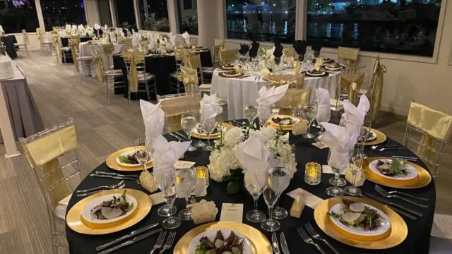Anticipation  Luxury Yacht Charters photo 4