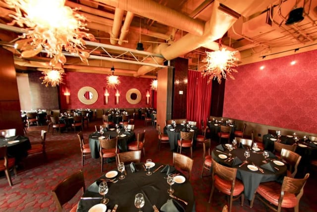 Crave American Kitchen & Sushi Bar – Minneapolis photo 2