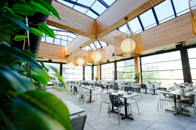 Crave American Kitchen & Sushi Bar – Rochester photo 1