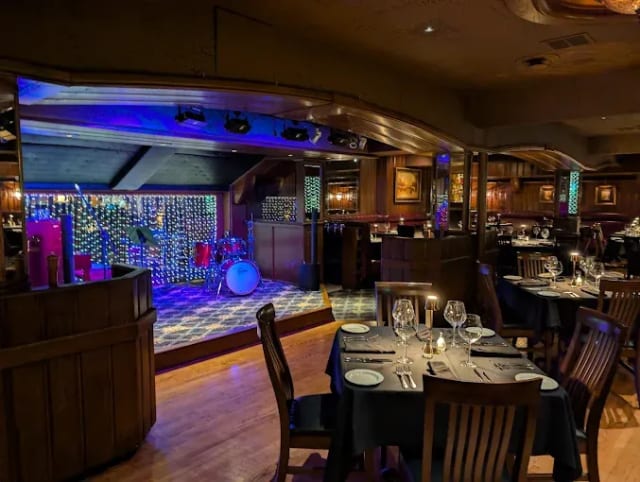 London Chop House - Detroit photo 2