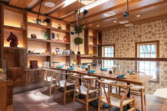 Gallery Area at Ambar Restaurant: Capitol Hill
