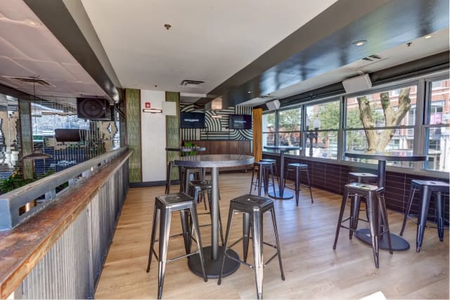 Upper Lounge at Benchmark