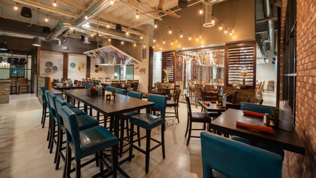 Dining Room at Descanso Restaurant: Costa Mesa 