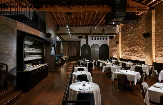 The Main Space at Experience 868