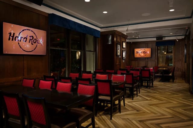 Oval  at Hard Rock Cafe: Washington DC