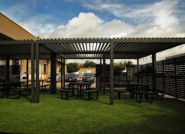 Patio at Independence Brewing