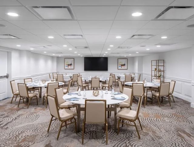 Ruby Room at Karol Hotel