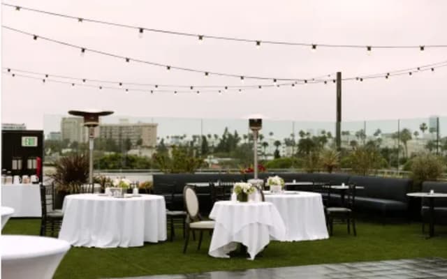 Rooftop Lawn at Kimpton La Peer Hotel
