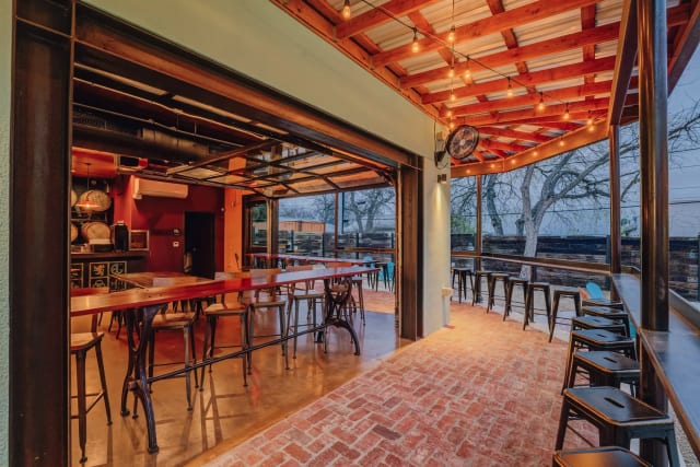 Casita Porch at Lazarus Brewing: Airport Blvd