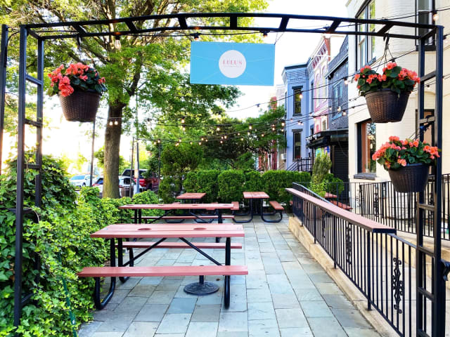 The Front Patio at Lulu’s Winegarden