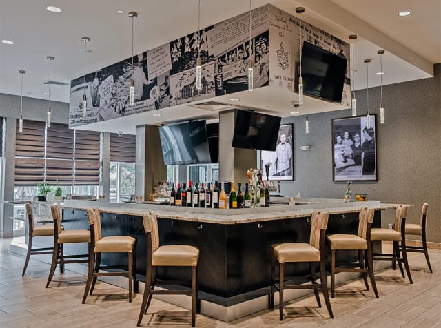 Restaurant Bar at Streetlight Kitchen and Bar