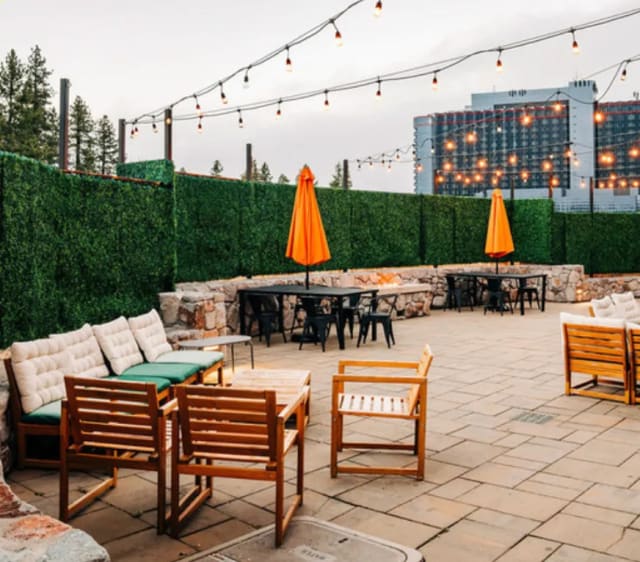 Bunker Lounge at Tipsy Putt - South Lake Tahoe