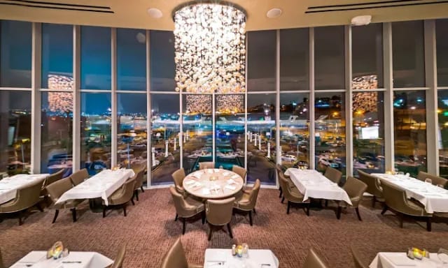 Crystal Ridge Room at Vintana Wine + Dine