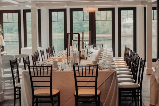Top 10 Corporate Holiday Party Venues in Rhode Island with Private Dining Rooms