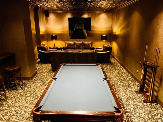 Billiards at London Chop House - Detroit