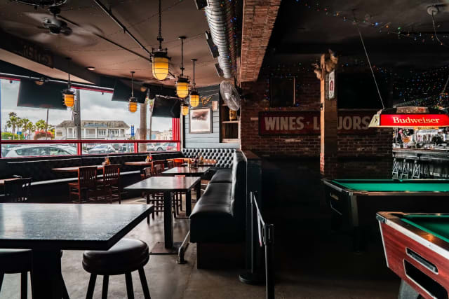 Stag Bar + Kitchen photo 3