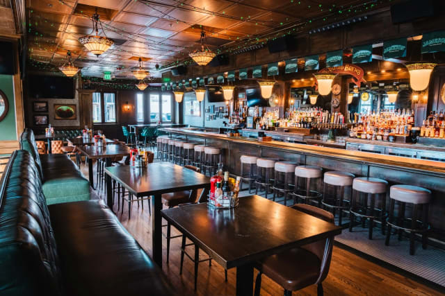 Mickey's Irish Pub photo 5