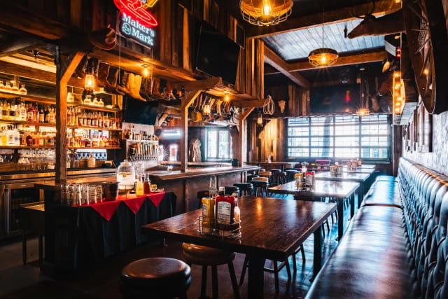 High Horse Saloon photo 4