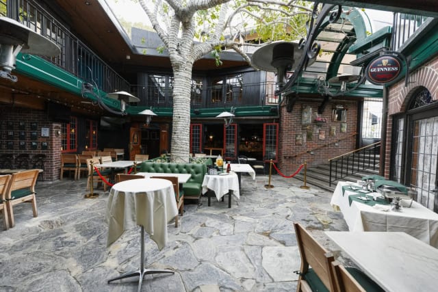 Muldoon's Irish Pub photo 4