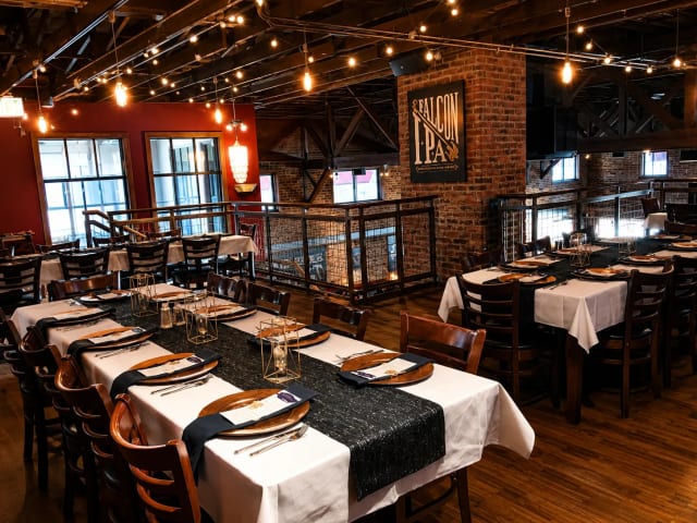 Rock Bottom Restaurant & Brewery Warrenville photo 1