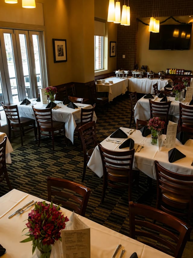 Gordon Biersch Brewery Restaurant photo 4