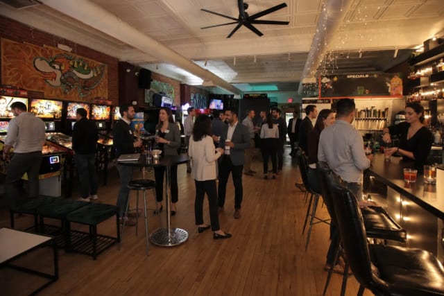 1Up Arcade Bar - Farmington photo 4
