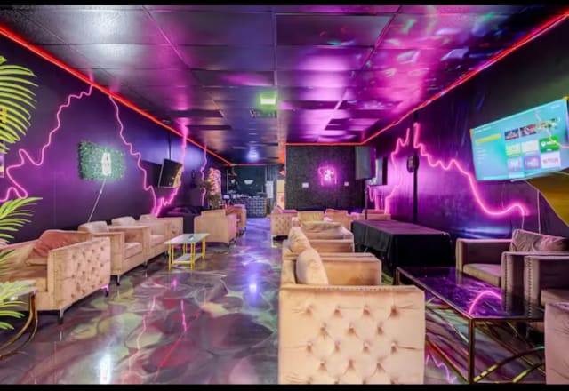 Vivid Lounge Orlando photo 4