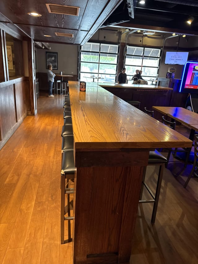 Craft Republic Bar & Grill photo 3