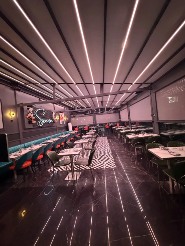 Siena restaurant photo 4