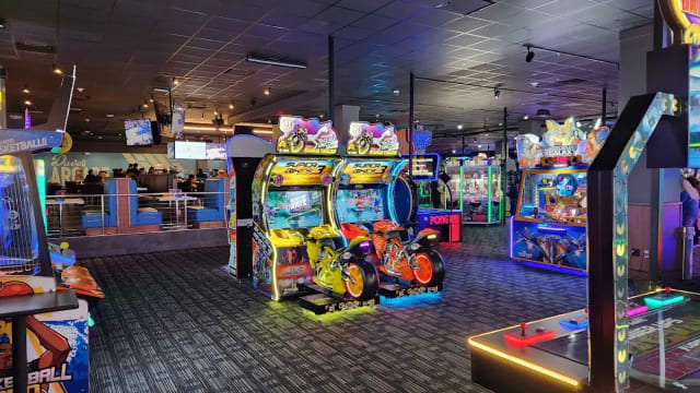 Dave & Buster's - Westbury, NY photo 1