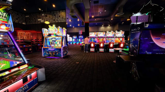 Dave & Buster's - West Nyack, NY photo 2