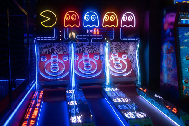Dave & Buster's - Torrance, CA photo 2