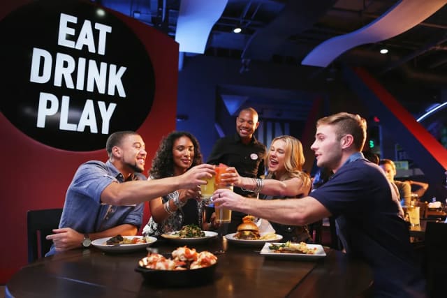 Dave & Buster's - Toledo, OH photo 2