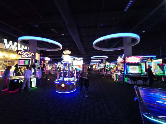 Dave & Buster's - Syracuse, NY photo 2