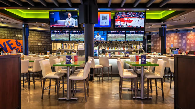 Dave & Buster's - Albany, NY photo 1