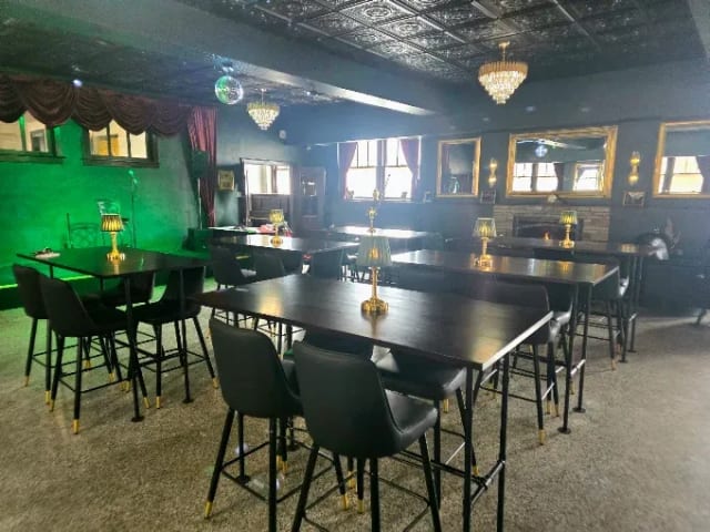 Elkhart 112 Club photo 3
