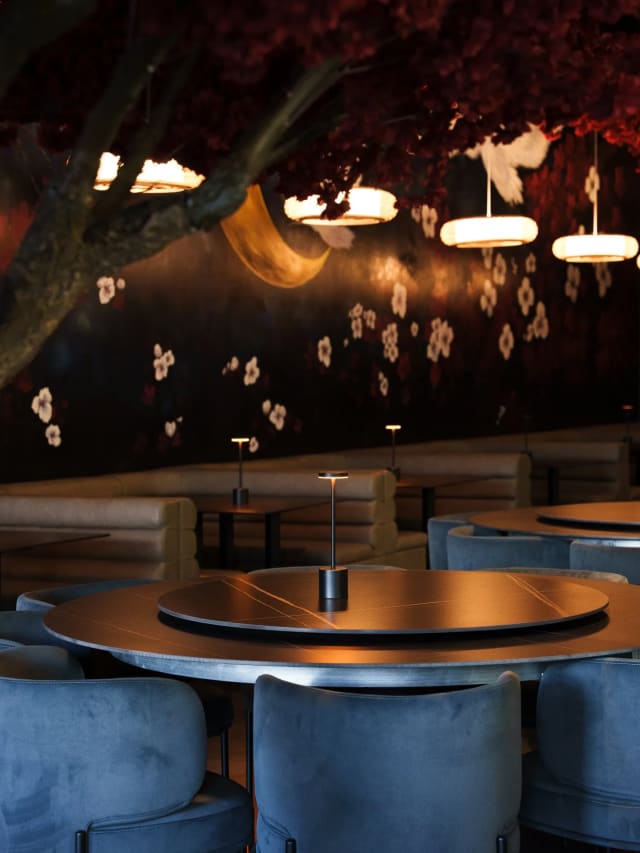 Moon Wok Kitchen & Lounge photo 1